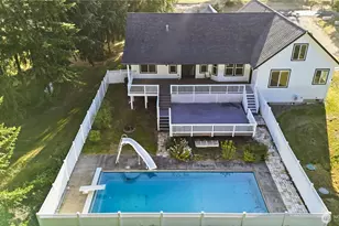 128 Flagstone Dr, SilverLake, WA 98645 - Photo 1