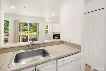 2989 142nd Place SE #3, Bellevue, WA 98007 - Photo 12