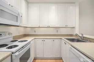 2989 142nd Pl SE, Bellevue, WA 98007 - Photo 10