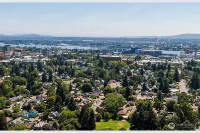 709 W Fourth Plain Boulevard, Vancouver, WA 98660 - Photo 34