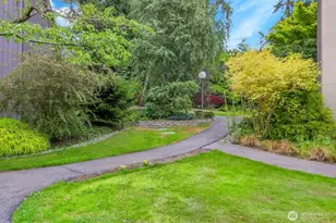 1541 NE 143rd St, Seattle, WA 98125 - Photo 28