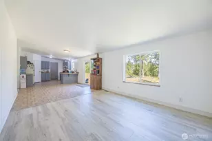 101 Robinson, Port Angeles, WA 98362 - Photo 14