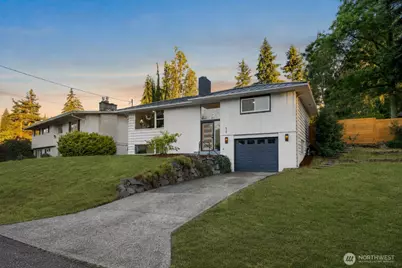 529 S 302nd Street, Federal Way, WA 98003 - Photo 2