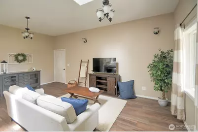 525 Wilson Street SE, Olympia, WA 98501 - Photo 6