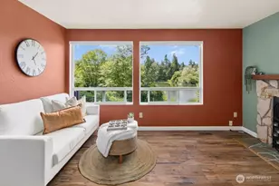 19803 Ashworth Ave N, Shoreline, WA 98133 - Photo 4