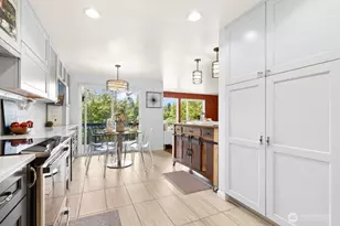 19803 Ashworth Ave N, Shoreline, WA 98133 - Photo 10