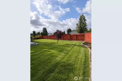 17624 69th Avenue Ct E, Puyallup, WA 98375 - Photo 18