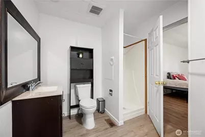 7701 Hardeson Road #100, Everett, WA 98203 - Photo 22