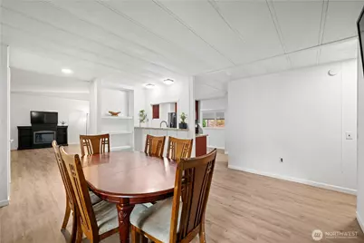 7701 Hardeson Road #100, Everett, WA 98203 - Photo 10
