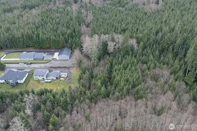 921 Ocean Avenue, Cosmopolis, WA 98537 - Photo 1