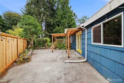 8315 198th Street SW, Edmonds, WA 98026 - Photo 32