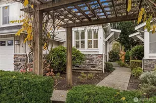 120 Newport Way NW, Issaquah, WA 98027 - Photo 2