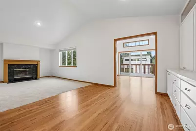 317 NE 91st Street, Seattle, WA 98115 - Photo 8
