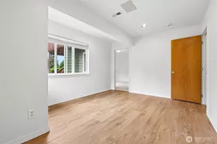 317 NE 91st St, Seattle, WA 98115 - Photo 24