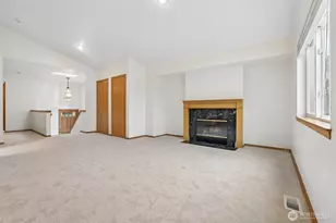 317 NE 91st St, Seattle, WA 98115 - Photo 6