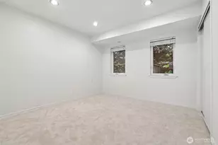 317 NE 91st St, Seattle, WA 98115 - Photo 28