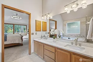 4649 244th Pl SE, Sammamish, WA 98029 - Photo 22
