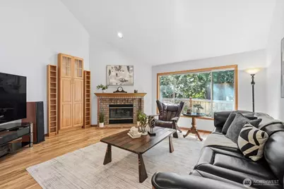 4649 244th Place SE, Sammamish, WA 98029 - Photo 12