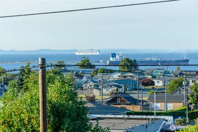 1221 E 2nd Street, Port Angeles, WA 98362 - Photo 2