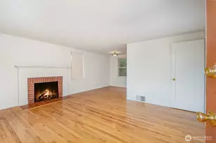 228 NW 56th St, Seattle, WA 98107 - Photo 4