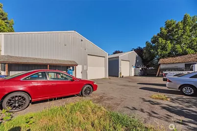 707 Beach Avenue, Marysville, WA 98270 - Photo 16