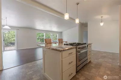 126 Burchett Road, Onalaska, WA 98570 - Photo 8