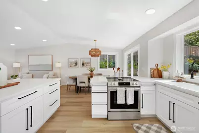 7087 45th Avenue W, Mukilteo, WA 98275 - Photo 14