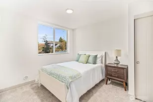 9515 8th Ave NW, Seattle, WA 98117 - Photo 4