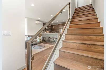 9515 8th Avenue NW #B, Seattle, WA 98117 - Photo 16