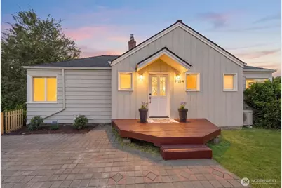 9725 Phinney Avenue N, Seattle, WA 98103 - Photo 1