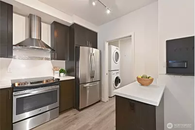 1760 NW 56th Street #601, Seattle, WA 98107 - Photo 12
