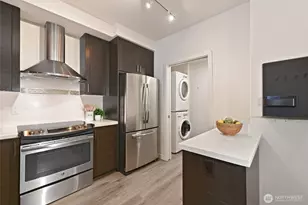 1760 NW 56th St, Seattle, WA 98107 - Photo 12