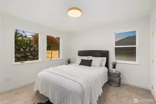 2518 36th Ave W, Seattle, WA 98199 - Photo 14