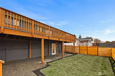 2518 36th Avenue W, Seattle, WA 98199 - Photo 32