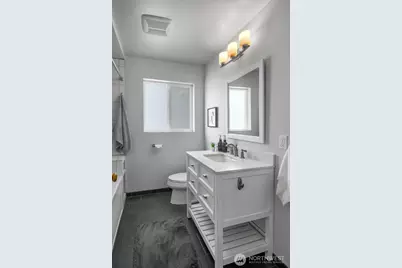 2010 Virginia Avenue, Everett, WA 98201 - Photo 10