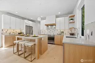 13047 39th Ave NE, Seattle, WA 98125 - Photo 4