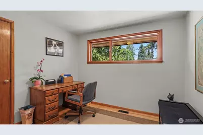1335 N 180th Street, Shoreline, WA 98133 - Photo 8
