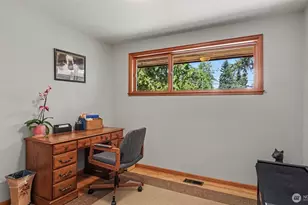 1335 N 180th St, Shoreline, WA 98133 - Photo 8