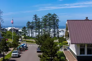 71 Campfire Ln, Pacific Beach, WA 98571 - Photo 1