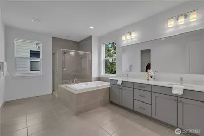 27066 Summit Park Way SE, Maple Valley, WA 98038 - Photo 30