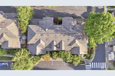 15637 NE 92nd Way #B2101, Redmond, WA 98052 - Photo 34