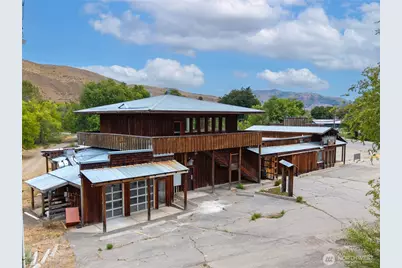 900 Methow Valley Highway E, Twisp, WA 98856 - Photo 34