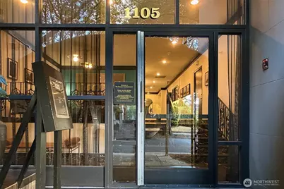 1105 Spring Street #1203, Seattle, WA 98104 - Photo 2