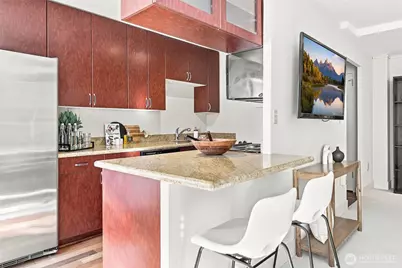 1105 Spring Street #1203, Seattle, WA 98104 - Photo 10