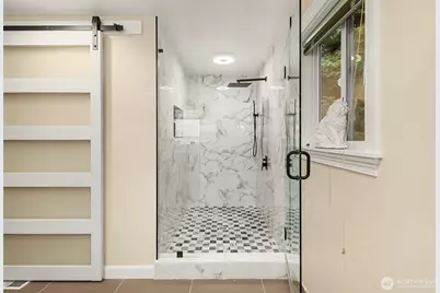 310 Skyline Drive, Edmonds, WA 98020 - Photo 24