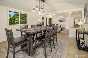 310 Skyline Dr, Edmonds, WA 98020 - Photo 14