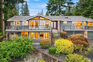 310 Skyline Dr, Edmonds, WA 98020 - Photo 1