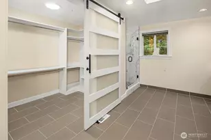 310 Skyline Dr, Edmonds, WA 98020 - Photo 22