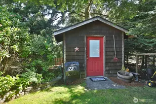 2130 Fairway Ln, Oak Harbor, WA 98277 - Photo 30