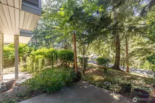 18585 NE 57th St, Redmond, WA 98052 - Photo 30